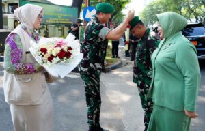Brigjen TNI Faizal Rizal Resmi Pimpin Korem 052/Wijayakrama: Tradisi Korps Penerimaan yang Mengesankan