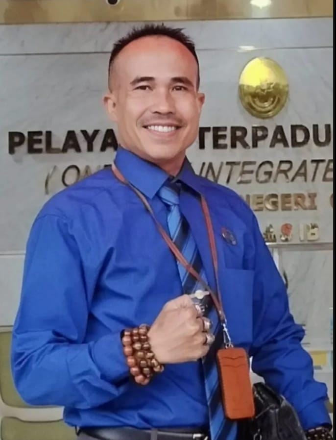 Suranto, S. E., S. H., SCC Penasehat Hukum PT. Cyber Media Perkasa Media Online MediacyberID.com mendukung Endin Samsudin menjabat Sekretaris Daerah (Sekda) Kabupaten Bekasi tahun 2025.