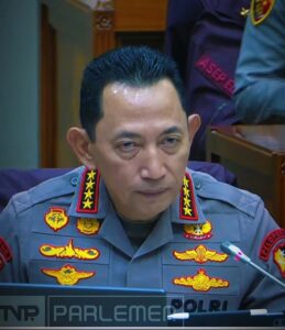 Kapolri Tegaskan Penolakan Wacana Polri di Bawah Kementerian