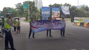 Satlantas Polres Metro Jakarta Utara Sosialisasikan Operasi Keselamatan Jaya 2026 di Ancol