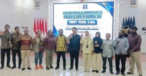 Tonny Tesar Dorong Perdasus Masyarakat Adat dan Perlindungan Perempuan Adat Papua